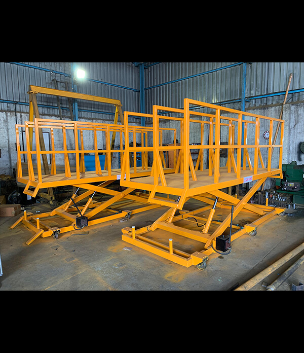 Aerial work Platform scissor lift manufacturer in Mumbai Navi Mumbai Pune Bangalore Hydraulic mysore Delhi chennai Vapi