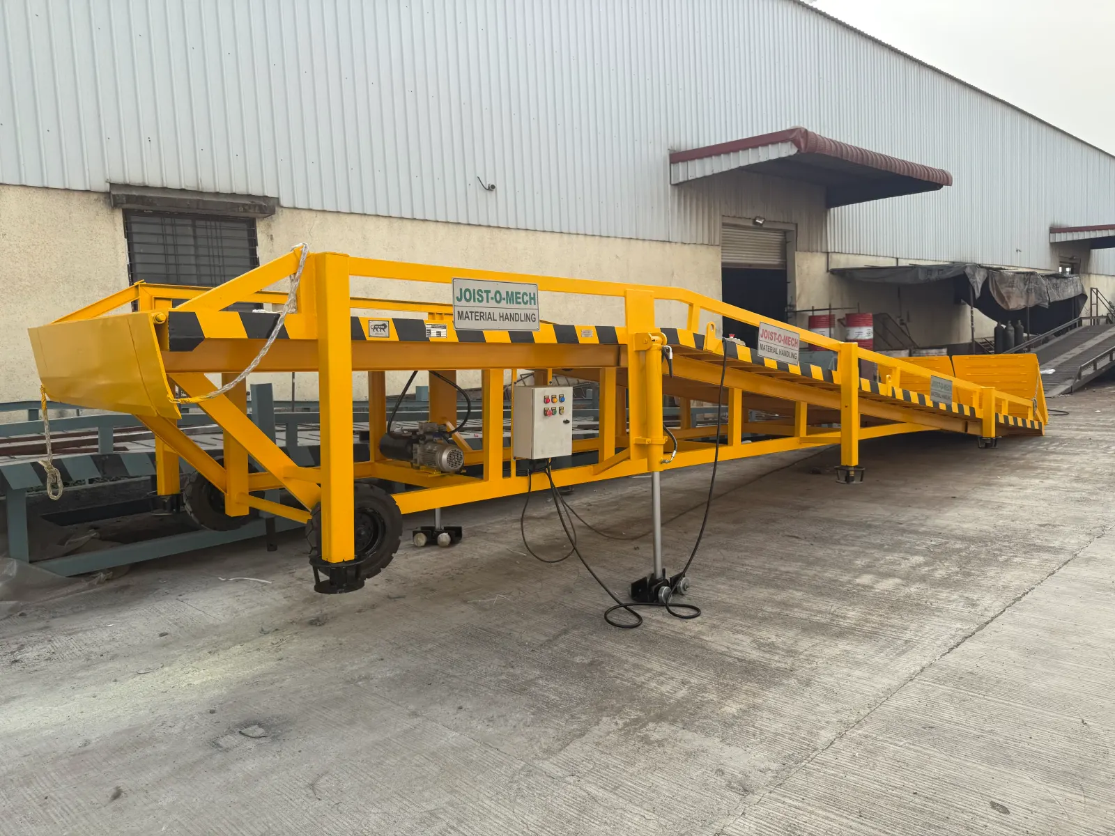 Hydraulic Mobile Dock Ramp